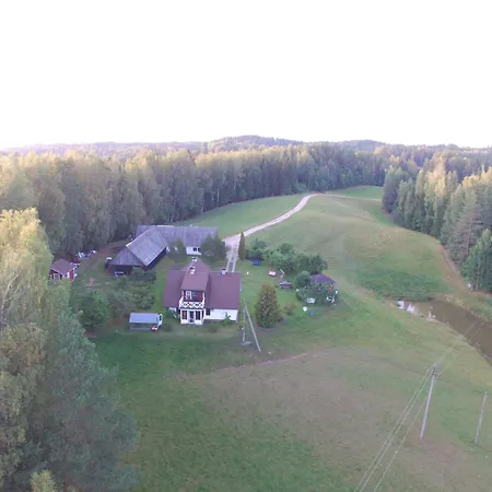 Maee Farm Farm stay Rouge