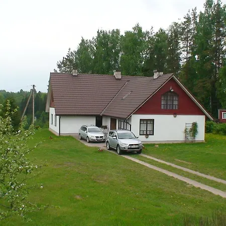 Çiftlik konaklama Maee Farm *